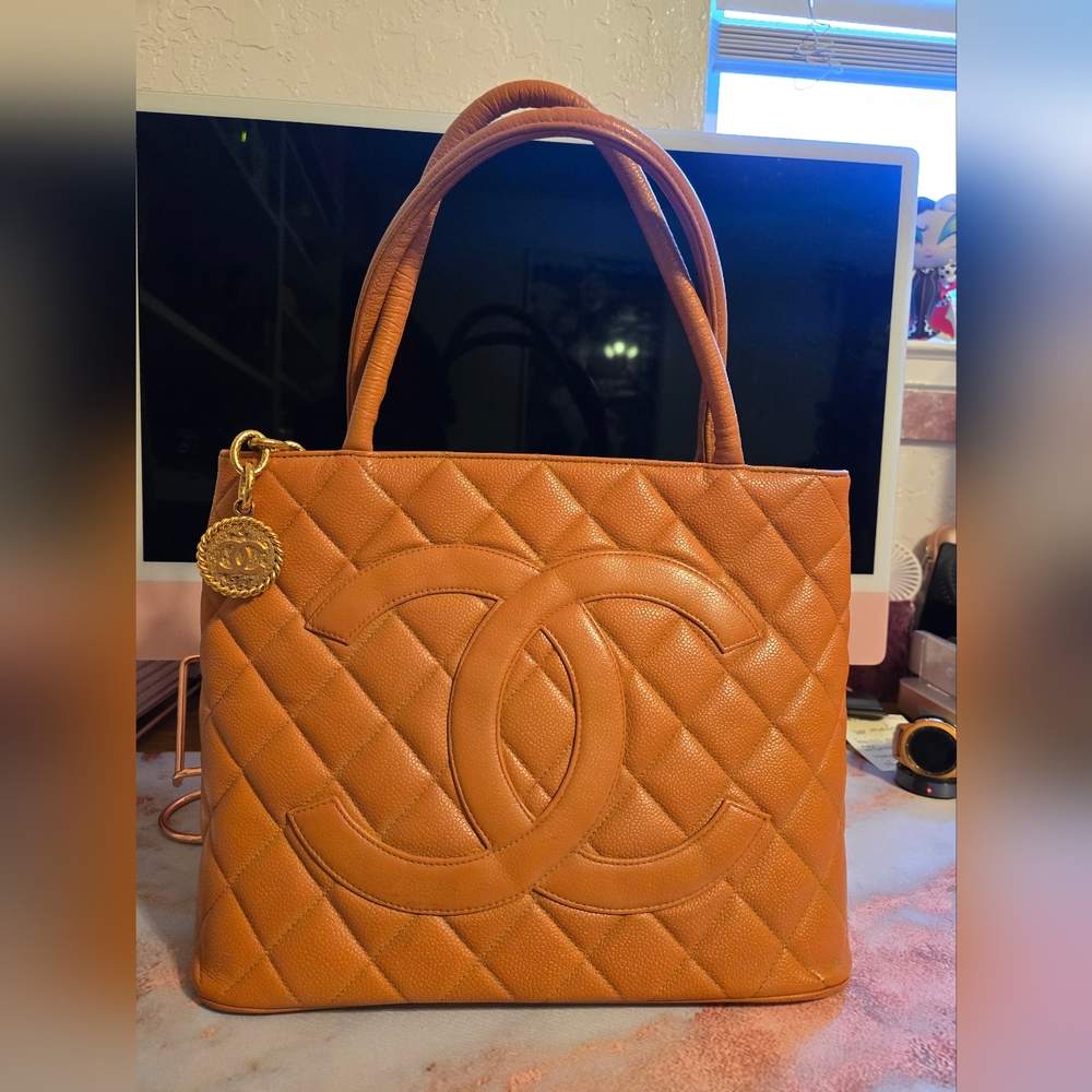 🚫sold🚫Chanel Tan Quilted Leather Tote Bag
